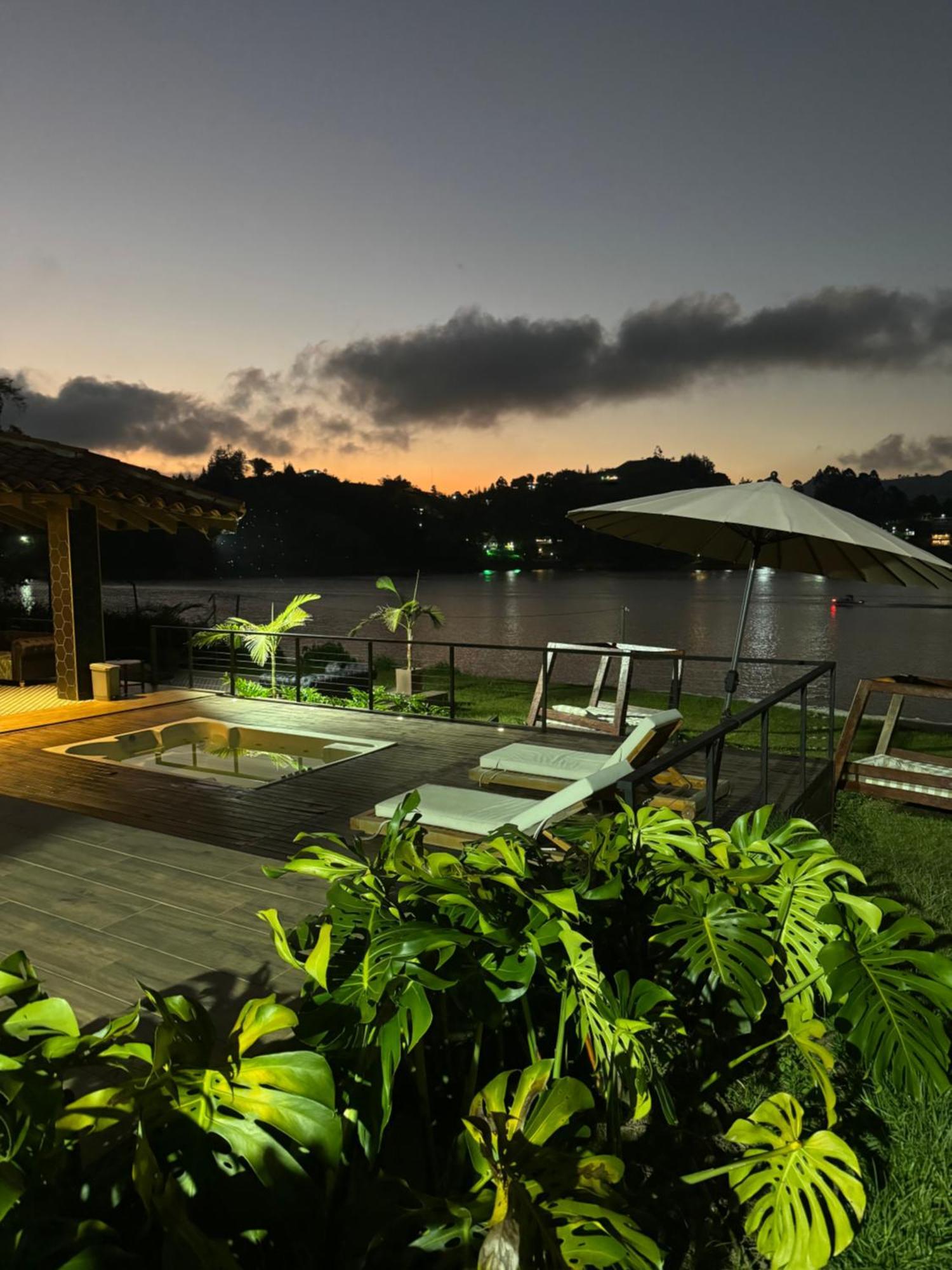 Botanico Hotel Boutique Guatape El Penol  外观 照片